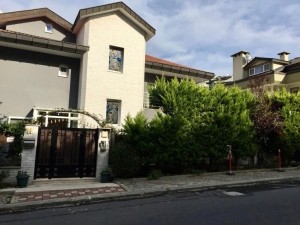 فيلا فخمة في أجاركنت - بيكوز-