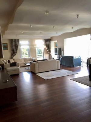 فيلا فخمة في أجاركنت - بيكوز-