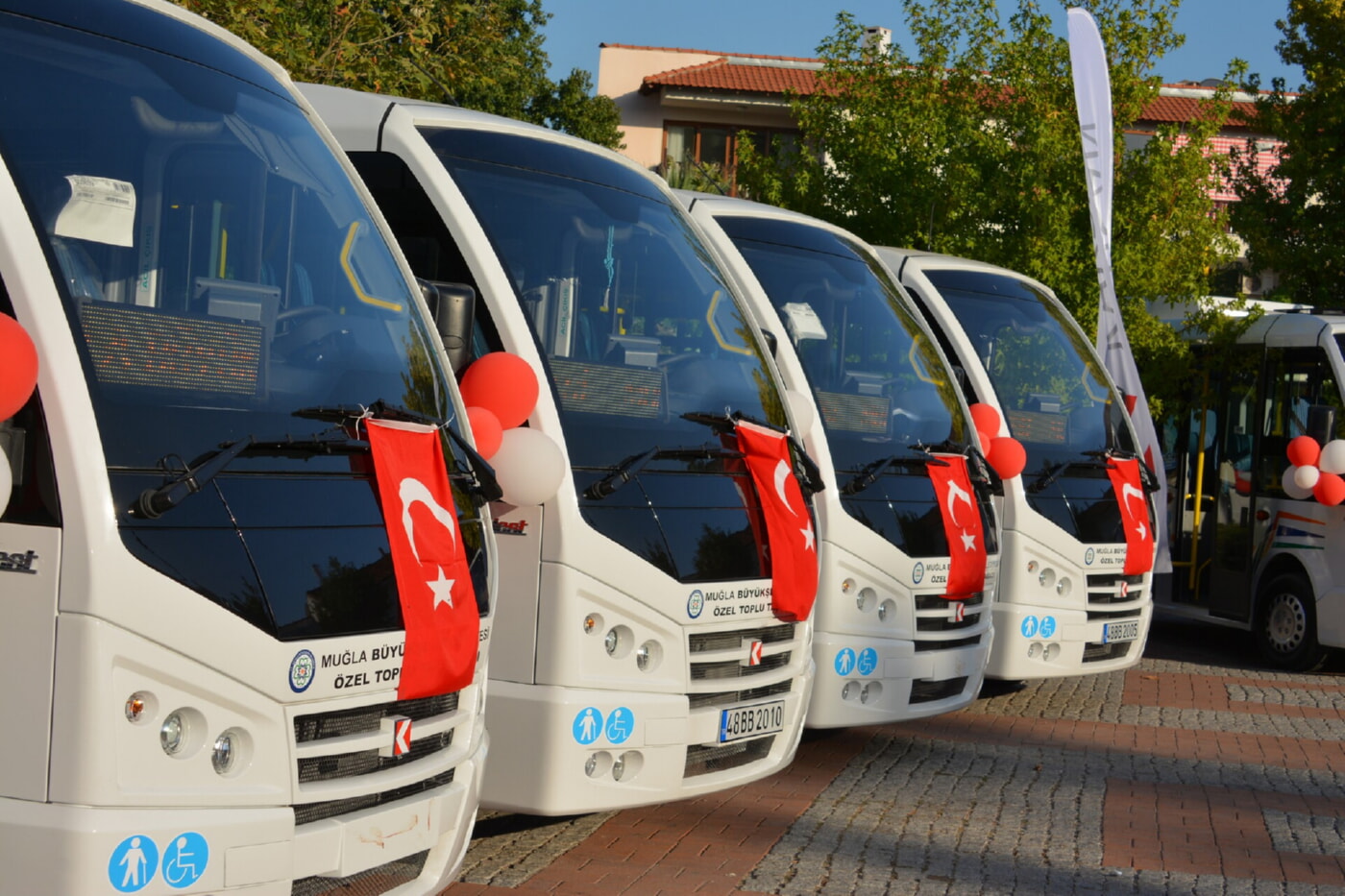 MİNİBUS
