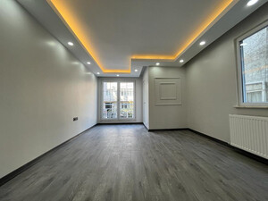 BEYLIKDUZU/İSTANBUL YAKUPLU'DA 1+1 DAİRE