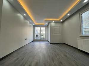 BEYLIKDUZU/İSTANBUL YAKUPLU'DA 1+1 DAİRE